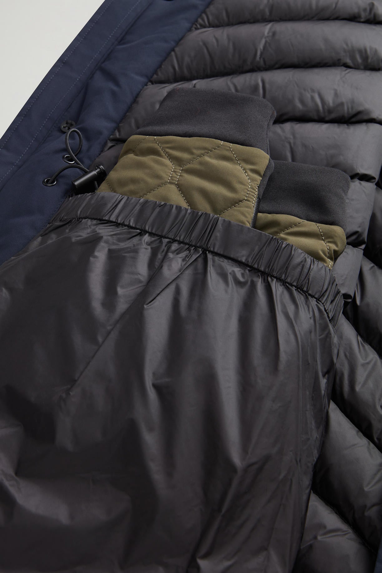 Arctic Parka aus Stretch-Nylon Blue