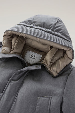 Woolrich Parka aus einer italienischen Woll- und Seiden-Mischung aus Loro Piana-Gewebe Light Grey Melange