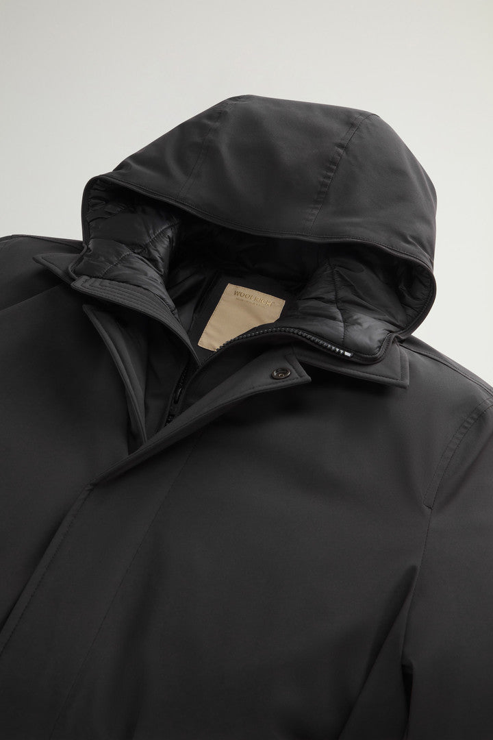 2-in-1-Mantel aus Stretchnylon