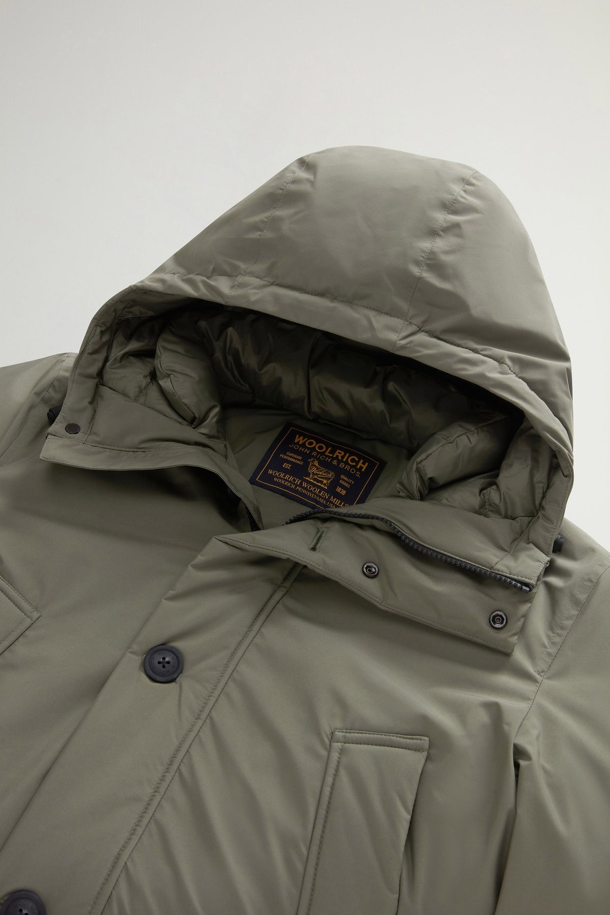 CLOUD PARKA OLIVE GRÜN